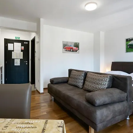 Modern In Drvenik With Balcony 아파트 드레베니크